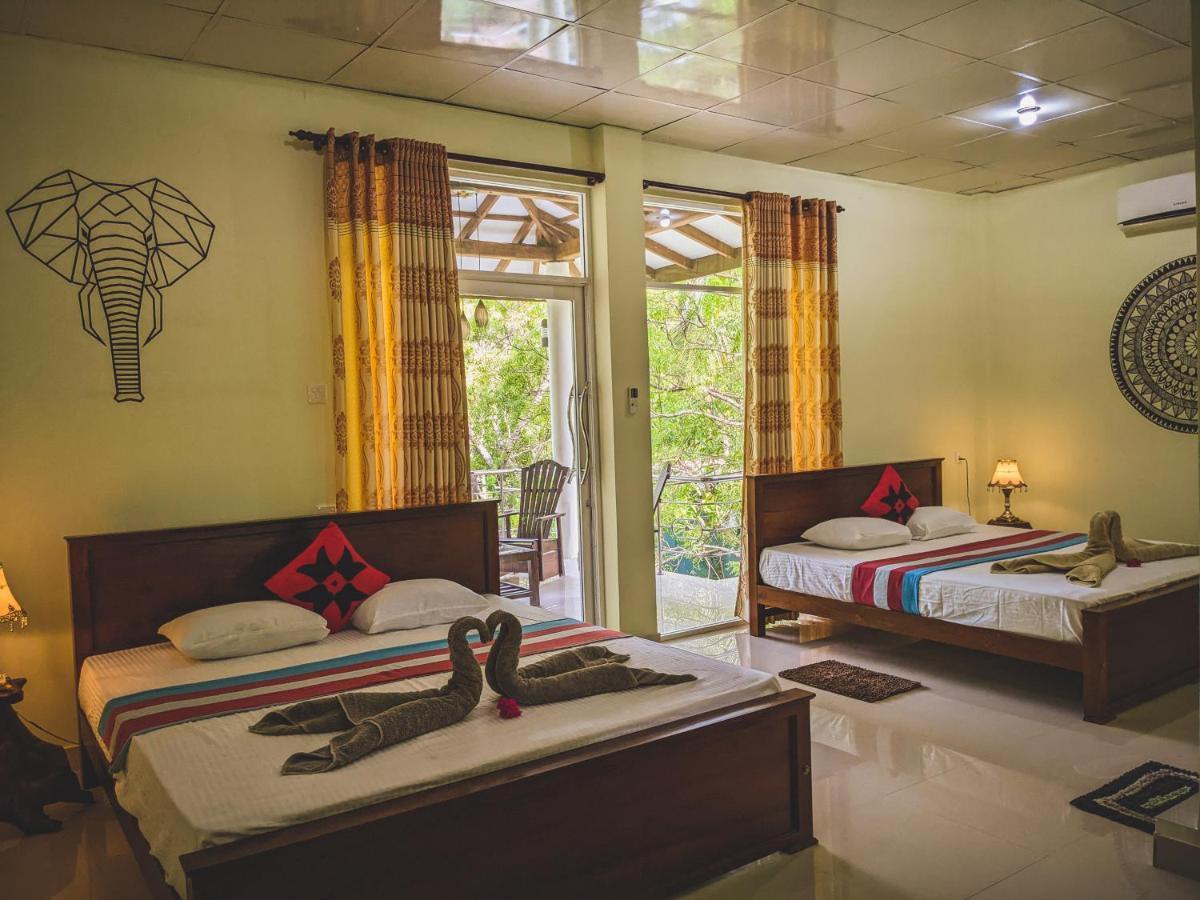 Choona Lodge 'View Of Sigiriya & Pidurangala With Sunrise' Esterno foto